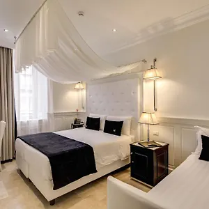 Hotel Tito, Rzym